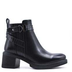 Faux leather ankle boot