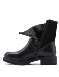  Flat ankle boot in a mix of materials For autumn and winter