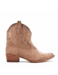 Ankle boot in faux suede