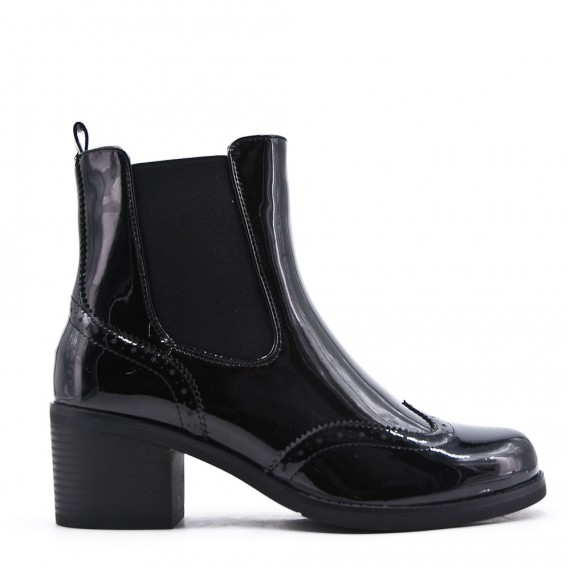 Faux leather ankle boot