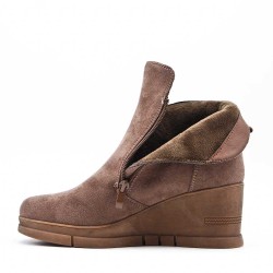 Ankle boot in faux suede