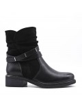 Ankle boot in a mix of materials for autumn and winter