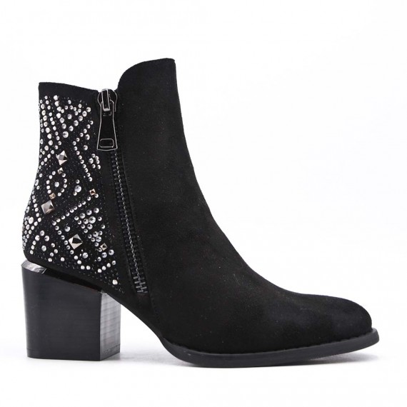 Ankle boot in faux suede