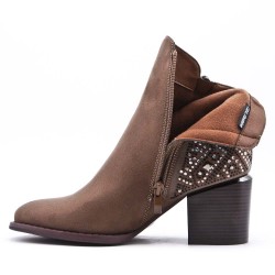 Ankle boot in faux suede