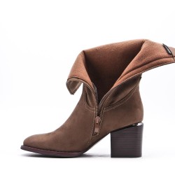 Ankle boot in faux suede