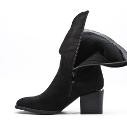 Ankle boot in faux suede