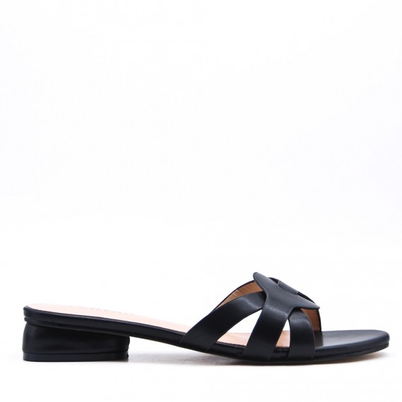 Low-heel sandal in mixed materials for women