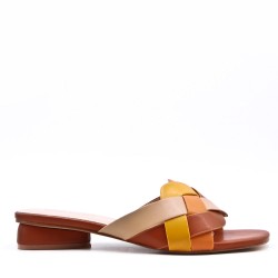 Low-heel sandal in mixed materials for women