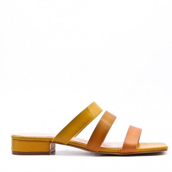 Low-heel sandal in mixed materials for women