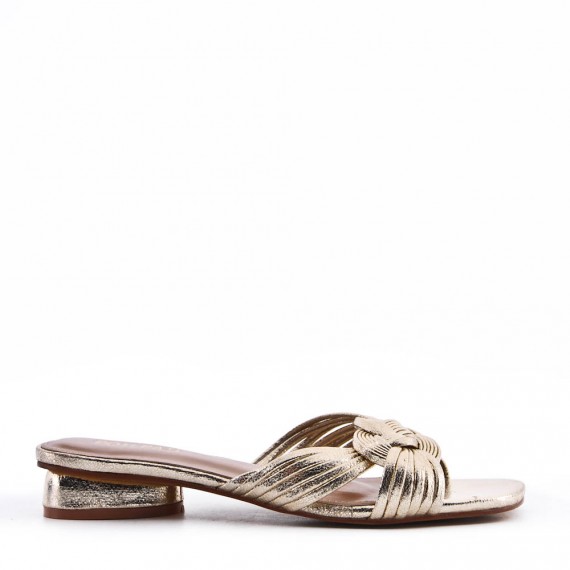 Low-heel sandal in mixed materials for women