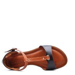 Flat sandals in faux leather for women