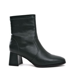 Ankle boot in a mix of materials for autumn and winter