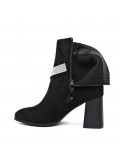 Ankle boot in a mix of materials for autumn and winter