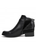 Ankle boot in a mix of materials for autumn and winter