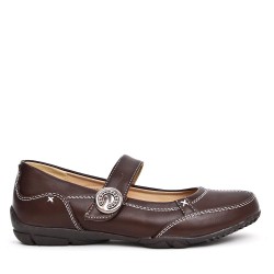  Faux leather comfort shoes