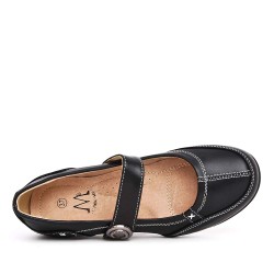  Faux leather comfort shoes