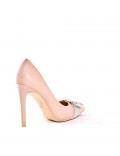 Leatherette pump with heels