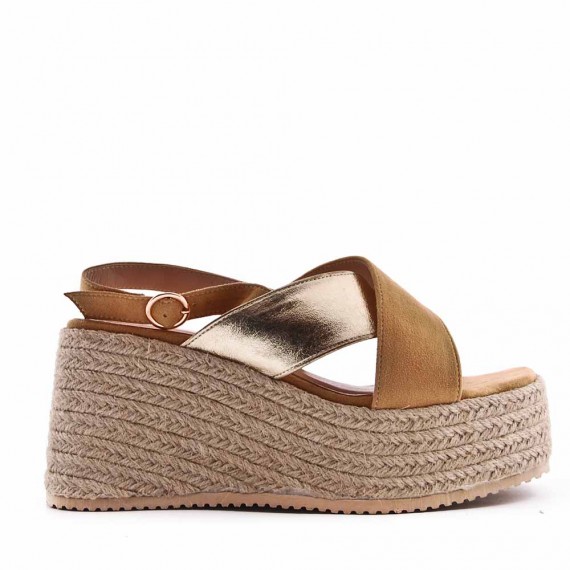 Mixed material wedge sandal