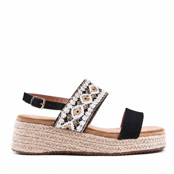 Mixed material wedge sandal