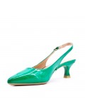 Leatherette pump with heels