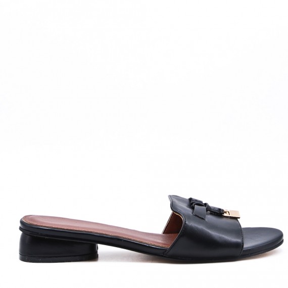 Low-heel sandal in mixed materials for women