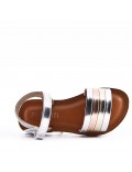 Girl's faux leather sandal