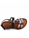 Girl's faux leather sandal