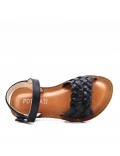 Girl's faux leather sandal