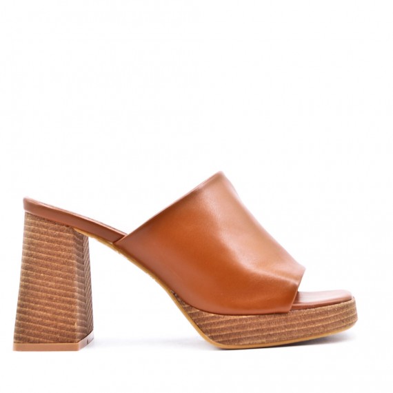 Faux leather heeled sandal