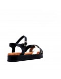 Flat sandals for women