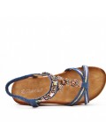 Women's comfort sandal with pearls