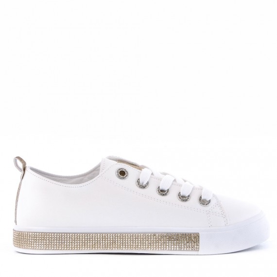 Women's faux leather lace up sneaker