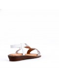 Flat sandals in faux leather for women