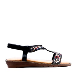 Flat sandals in faux leather for women