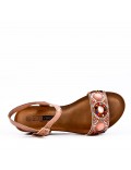 Women wedge sandal in faux leather 