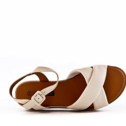 Women wedge sandal in faux leather 