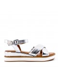 Women wedge sandal in faux leather 