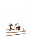 Women wedge sandal in faux leather 