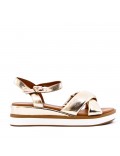 Women wedge sandal in faux leather 