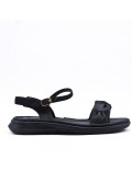 Flat sandals in faux leather for women