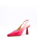 Leatherette pump with heels