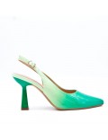 Leatherette pump with heels