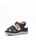 Comfortable faux leather sandal for women