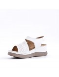 Comfortable faux leather sandal for women