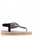 Flat sandals in faux leather for women