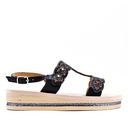 Flat sandals in faux leather for women