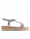 Flat sandals in faux leather for women