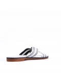 Flat sandals in faux leather for women