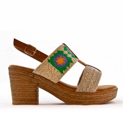 Heeled sandal in mixed materials