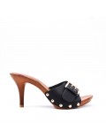 Faux leather heeled sandal